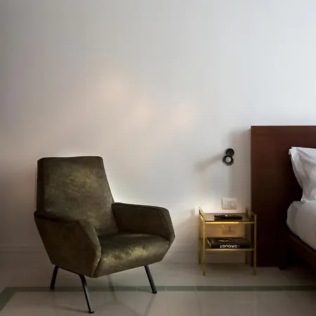 Corso Novara 5 Design Apartments-3